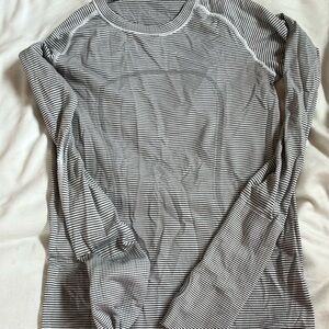 Lululemon long sleeve swifrly tech
